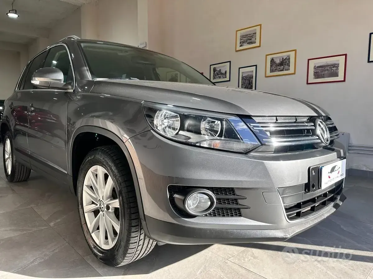 Usata VW Tiguan 140 CV (102 kW) 2015 Grigio SUV