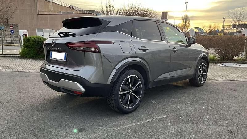 Usata Nissan Qashqai Style Edition 140 CV (102 kW) 2022 Grigio SUV
