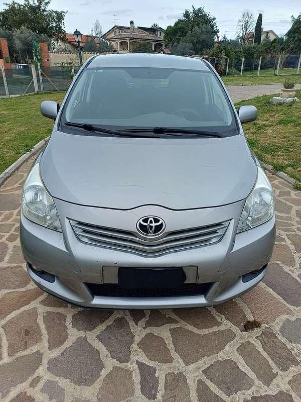 Usata Toyota Verso Sol 126 CV (92 kW) 2012 Monovolume