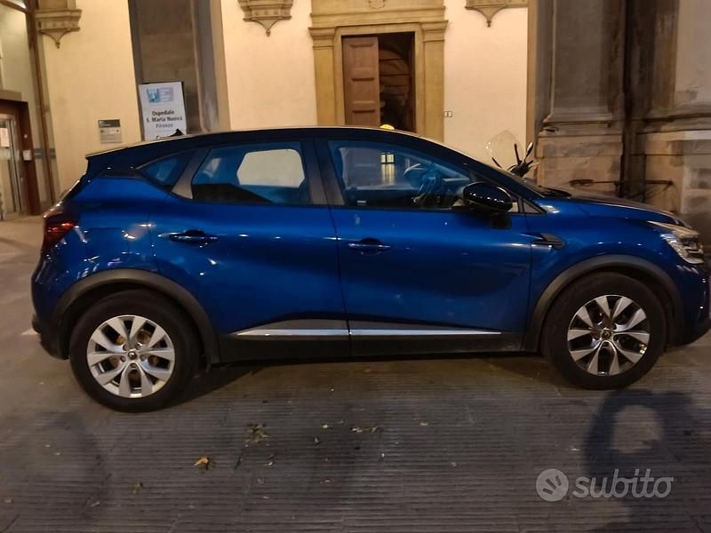 Usata Renault Captur 116 CV (85 kW) 2020 Blu SUV