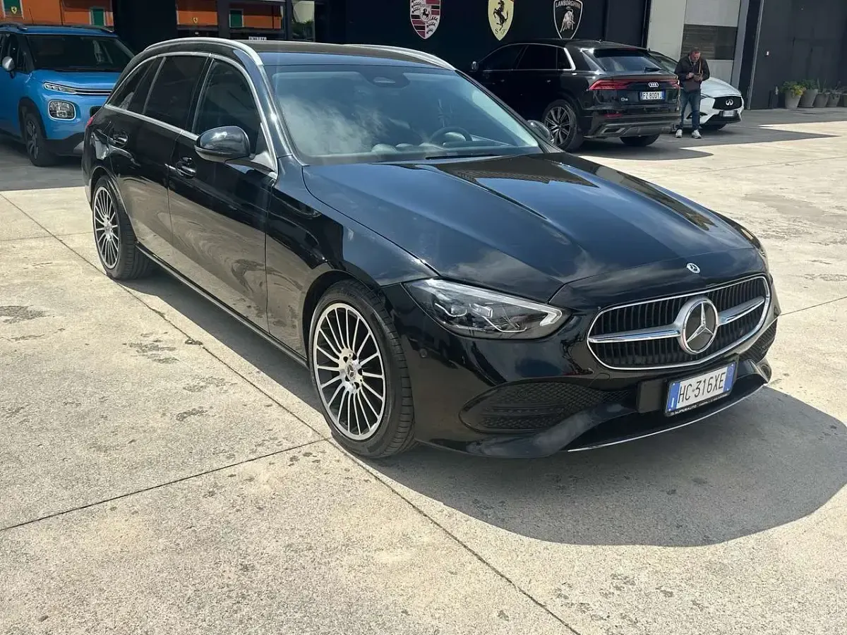 Usata Mercedes C200 Premium 163 CV (119 kW) 2022 Nero ossidiana met. Station wagon