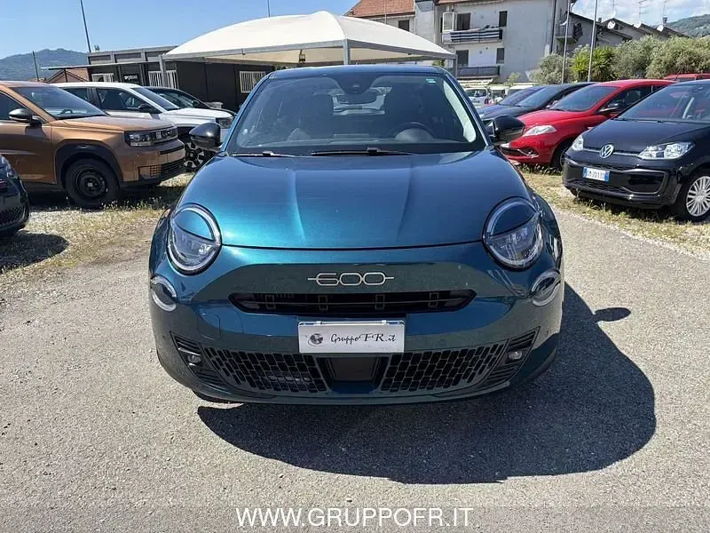 Usata Fiat 600 145 CV (106 kW) 2025 Verde SUV
