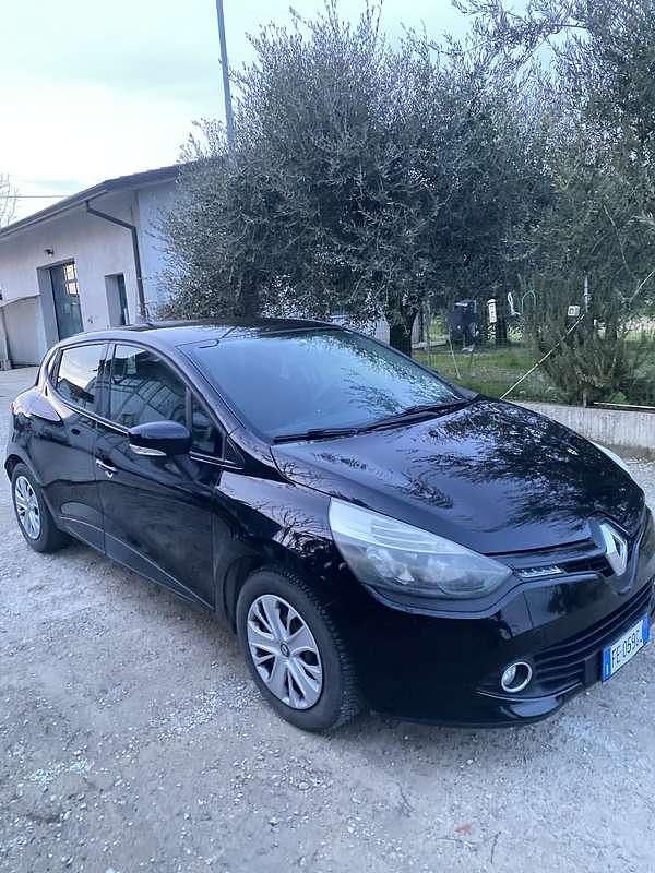 Usata Renault Clio IV Life 75 CV (55 kW) 2016 Nero Berlina