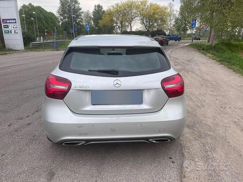 Usata Mercedes A200 163 CV (119 kW) 2020 Grigio Berlina