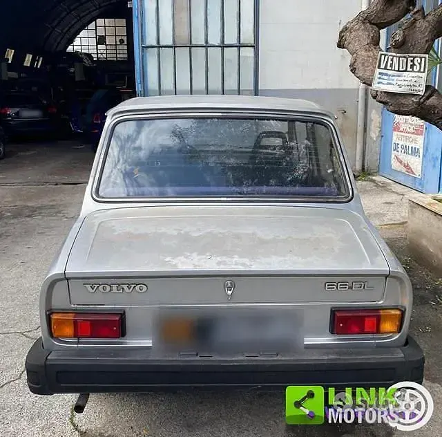 Usata Volvo 66 53 CV (38 kW) 1980 Argento Berlina