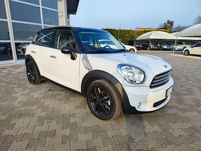 Usata Mini Cooper D Countryman 111 CV (81 kW) 2014 Bianco SUV
