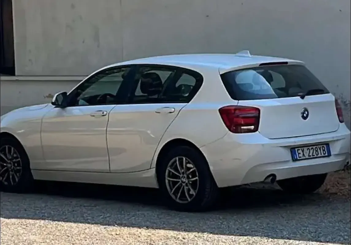Usata BMW 114 95 CV (69 kW) 2016 Bianco Utilitaria