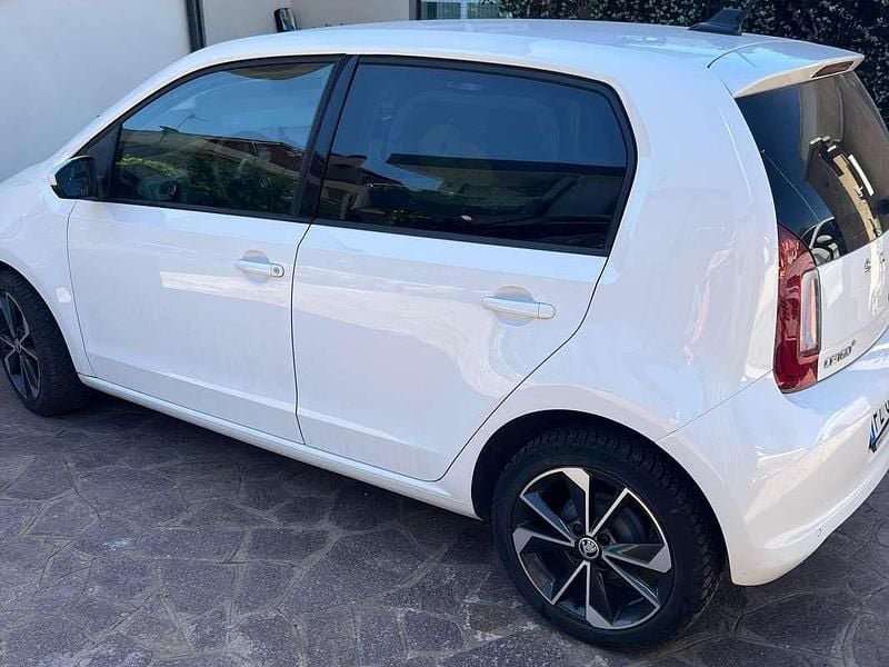 Usata Skoda Citigo-e IV Style 61 kW (83 CV) 2020 Bianco Utilitaria