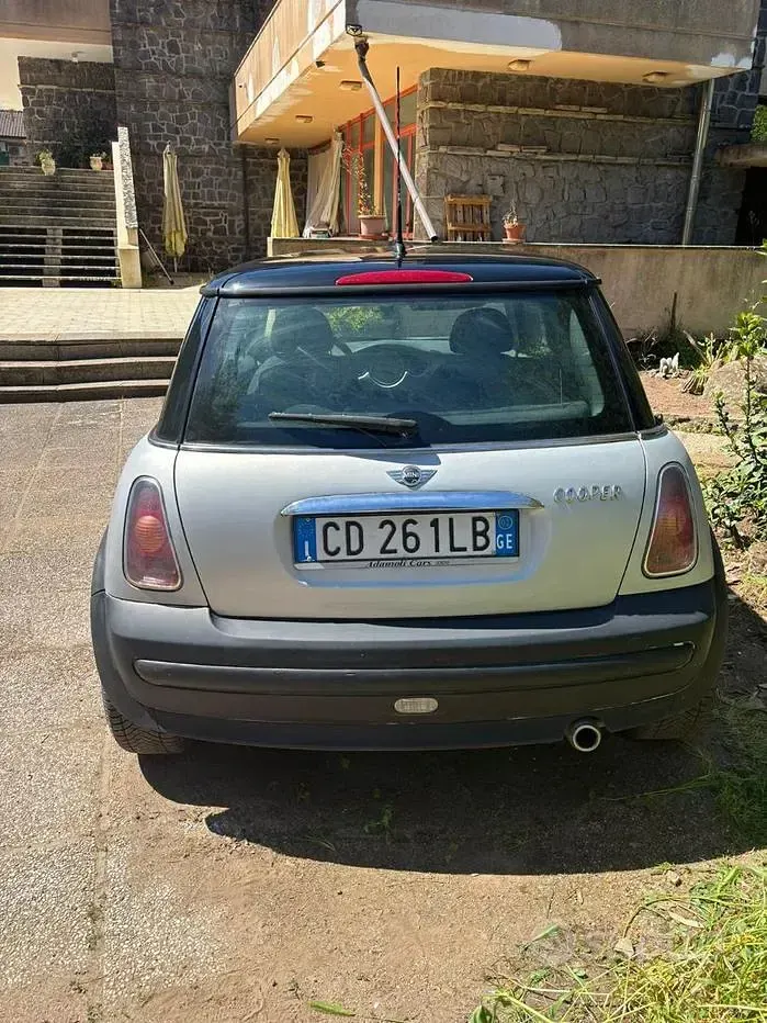 Usata Mini Cooper 116 CV (85 kW) 2002 Grigio Utilitaria