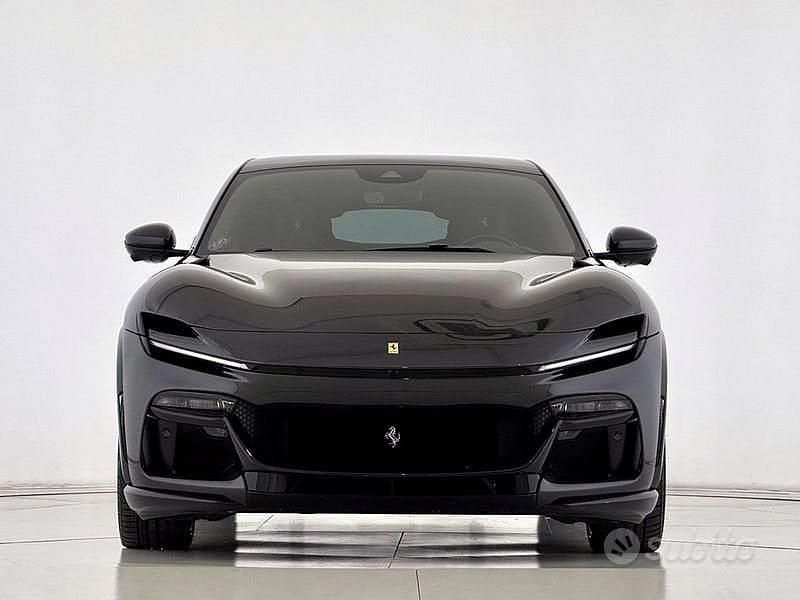 Usata Ferrari Purosangue 725 CV (533 kW) 2023 Grigio SUV