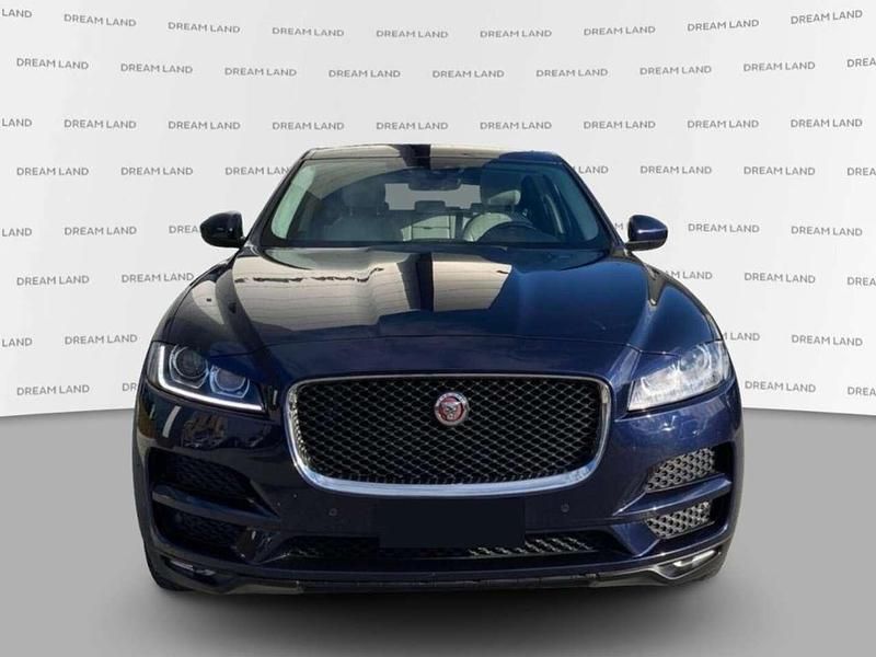 Usata Jaguar F-Pace Prestige 180 CV (132 kW) 2019 Blu SUV