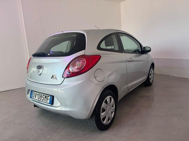 Usata Ford Ka Plus 69 CV (50 kW) 2009 Argento(met.) Utilitaria