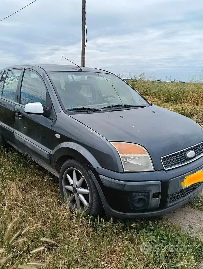 Gebraucht Ford Fusion 68 PS (50 kW) 2006 Schwarz Kleinwagen