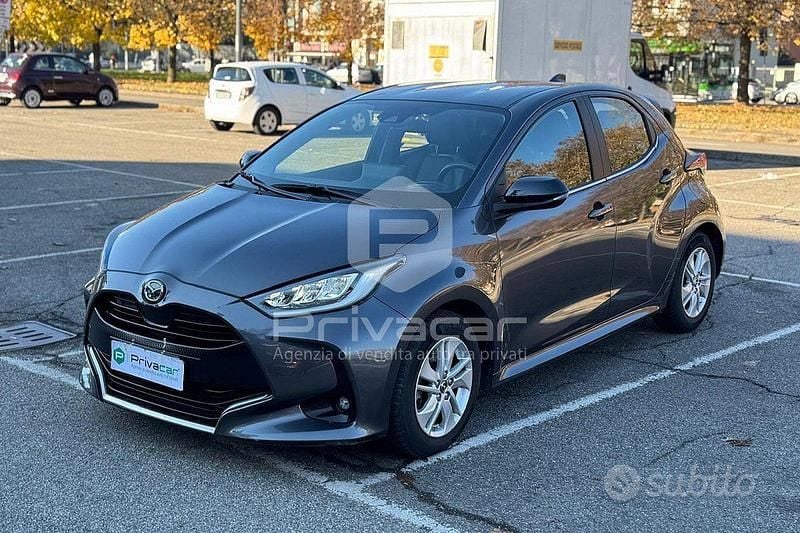 Usata Mazda 2 92 CV (67 kW) 2023 Grigio Utilitaria