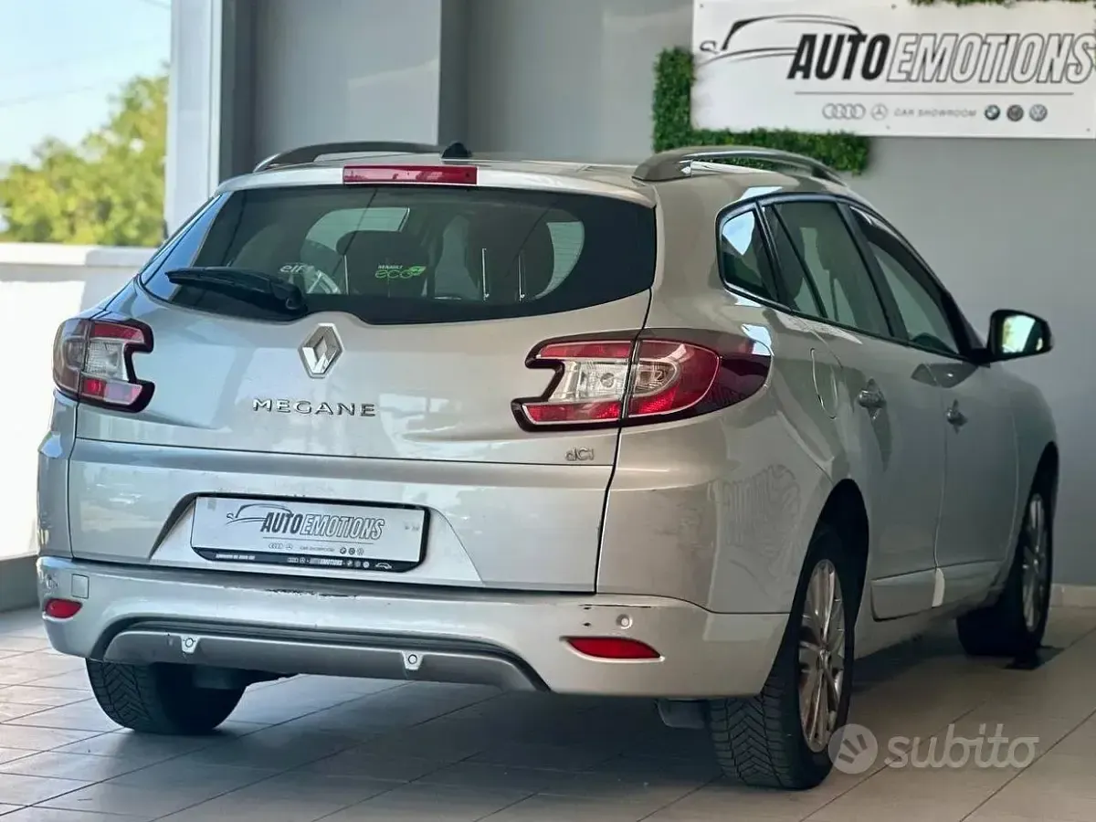 Usata Renault Mégane GrandTour 110 CV (80 kW) 2014 Grigio Station wagon