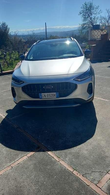 Usata Ford Focus Active 125 CV (91 kW) 2023 Argento Berlina