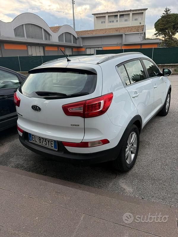 Usata Kia Sportage 115 CV (84 kW) 2012 Bianco SUV