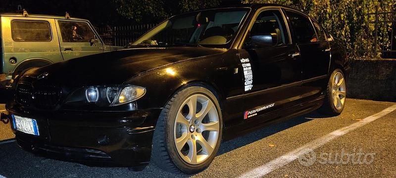 Usata BMW 330 2001 Nero Berlina