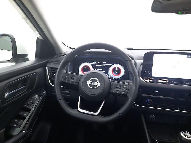Usata Nissan Qashqai N-Connecta 140 CV (102 kW) 2021 Bianco SUV