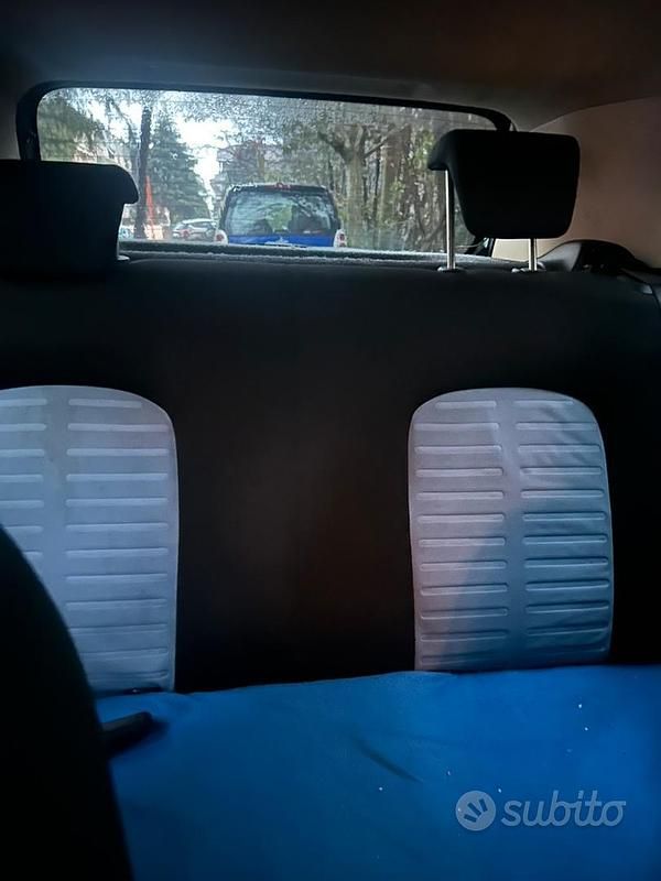 Usata Fiat Grande Punto 77 CV (56 kW) 2006 Blu Utilitaria