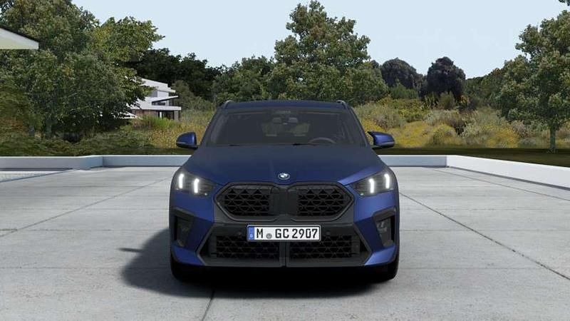 Nuova BMW X2 M Sport 163 CV (119 kW) 2026 Frozen pure grey metallizzato SUV