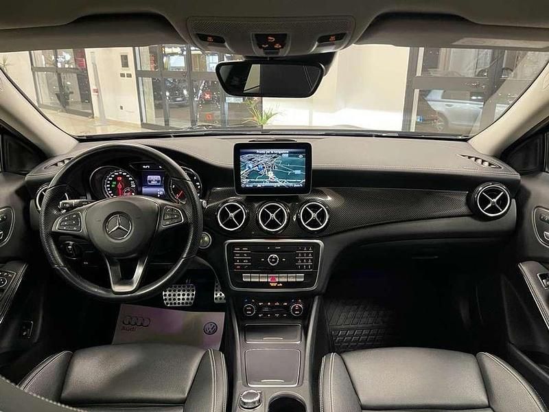 Usata Mercedes GLA200 Premium 136 CV (100 kW) 2019 Nero SUV