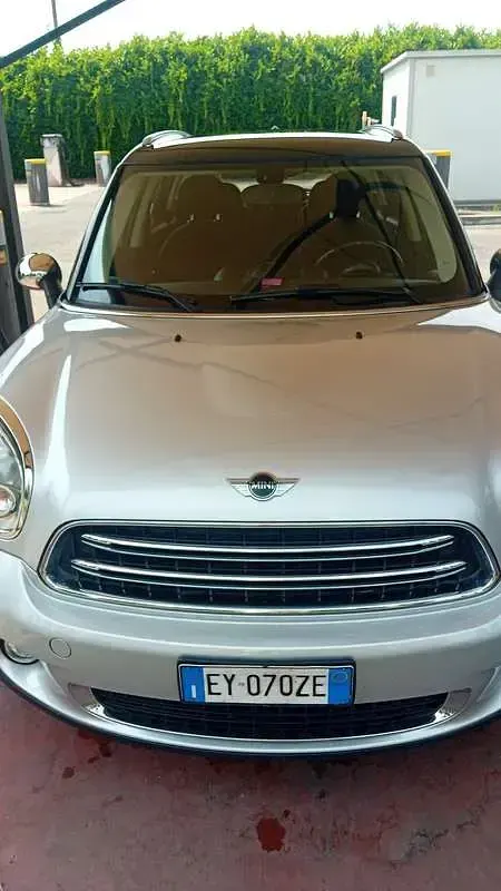 Usata Mini Cooper D 111 CV (81 kW) 2014 Utilitaria