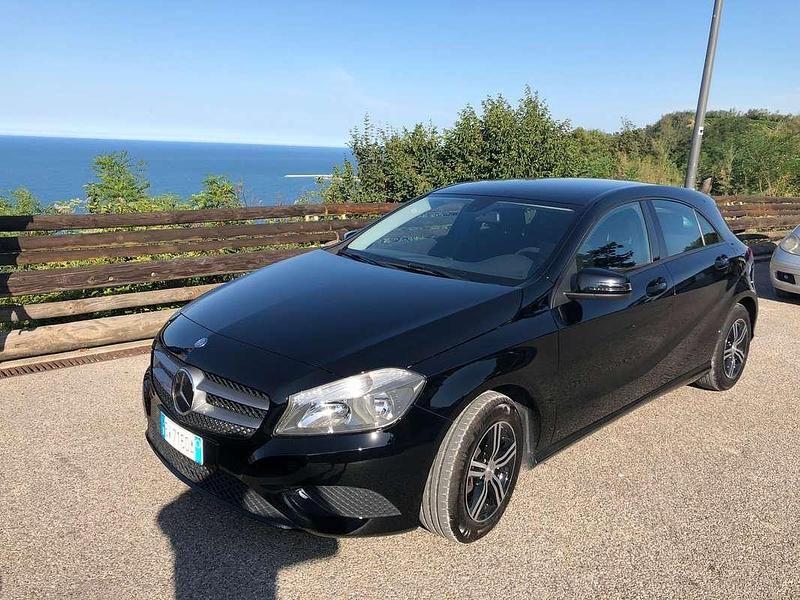 Usata Mercedes A160 Executive 90 CV (66 kW) 2014 Nero Berlina