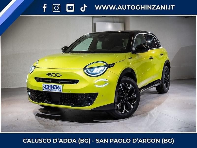 Nuova Fiat 600 Sport 145 CV (106 kW) 2026 Verde mediterraneo SUV
