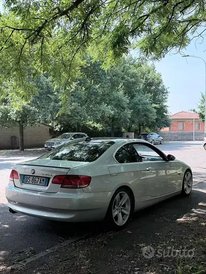 Usata BMW 330 245 CV (180 kW) 2009 Grigio Coupé