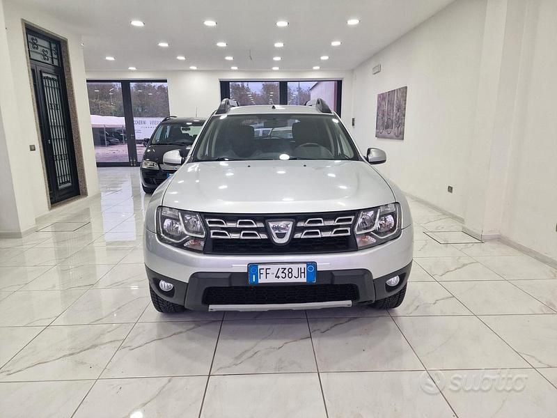 Usata Dacia Duster 110 CV (80 kW) 2016 Grigio SUV