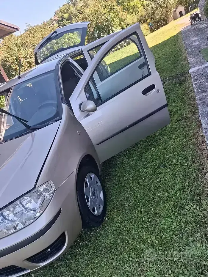 Usata Fiat Punto 60 CV (44 kW) 2007 Utilitaria