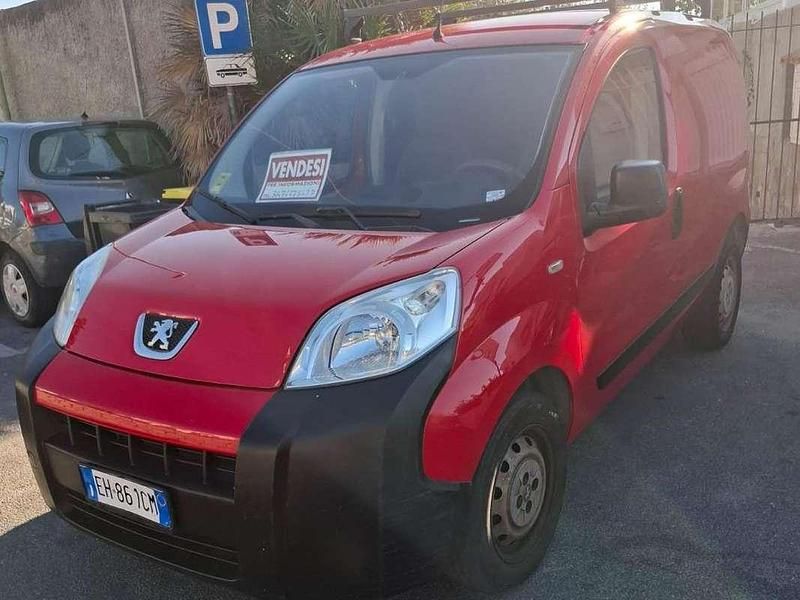 Usata Peugeot TePee Premium 73 CV (53 kW) 2011 Rosso Furgone