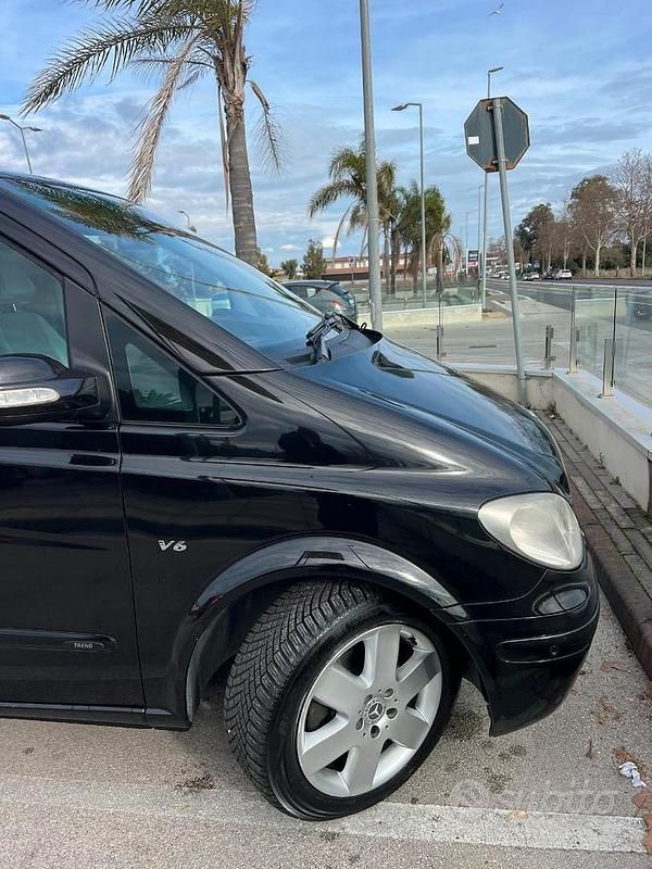 Usata Mercedes Viano 204 CV (150 kW) 2008 Nero Monovolume