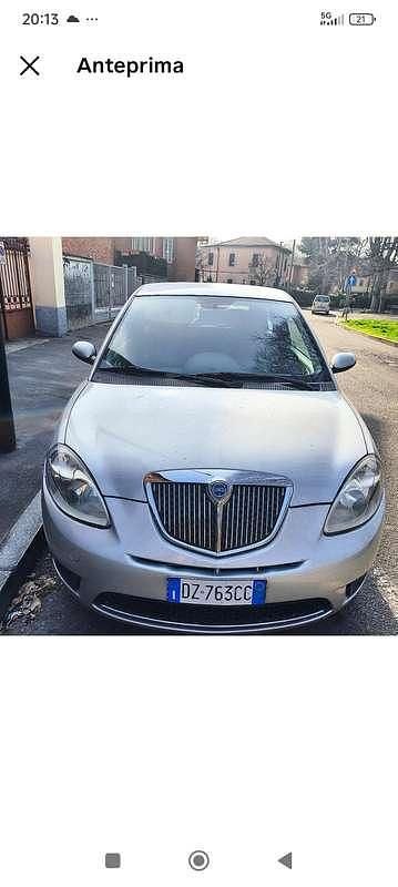 Usata Lancia Ypsilon 77 CV (56 kW) 2007 Argento Utilitaria