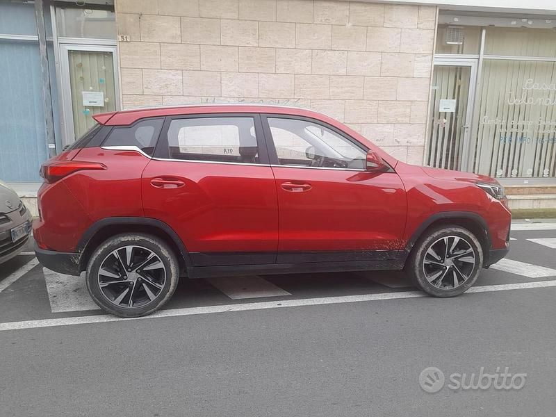 Usata EVO Evo 5 127 CV (93 kW) 2023 Rosso SUV