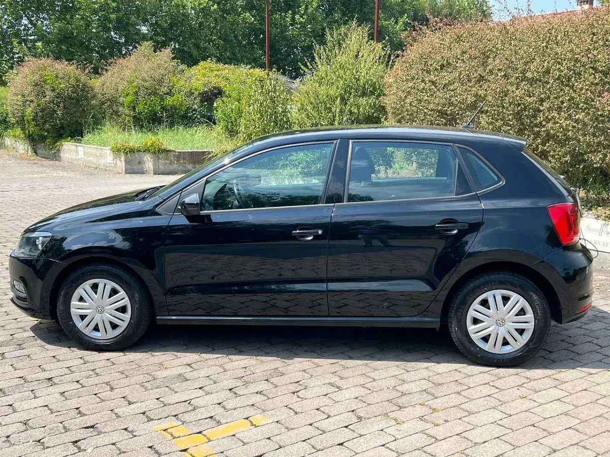 Usata VW Polo Trendline 60 CV (44 kW) 2017 Nero Berlina