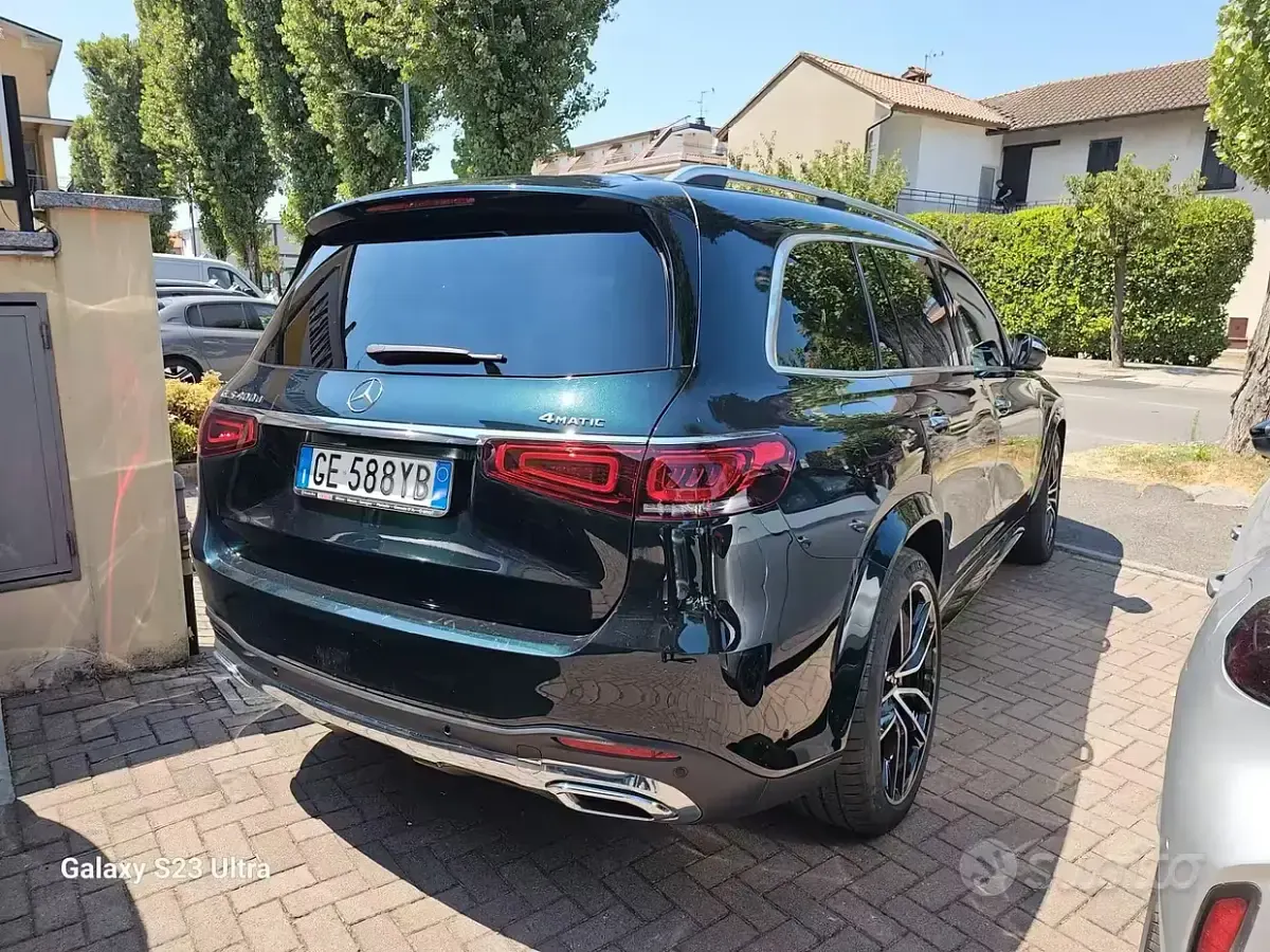 Usata Mercedes GLS400 Premium Plus 330 CV (242 kW) 2021 Verde SUV