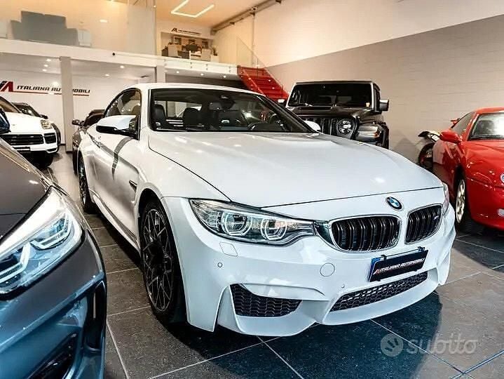 Begagnad BMW M4 Comfort Edition 431 HK (317 kW) 2019 Cab