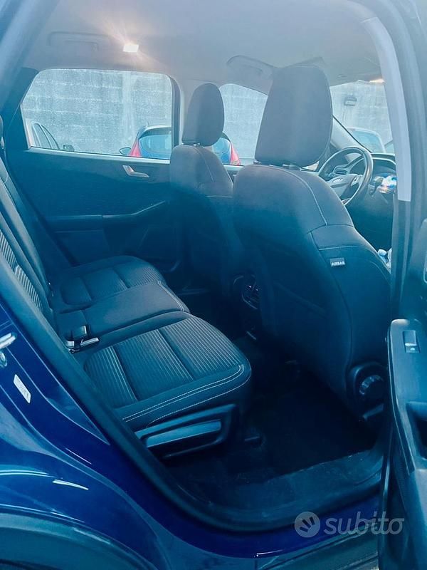 Usata Ford Kuga Business Edition 120 CV (88 kW) 2021 Blu SUV