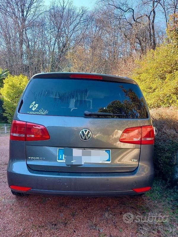 Usata VW Touran Comfortline 105 CV (77 kW) 2010 Grigio Monovolume