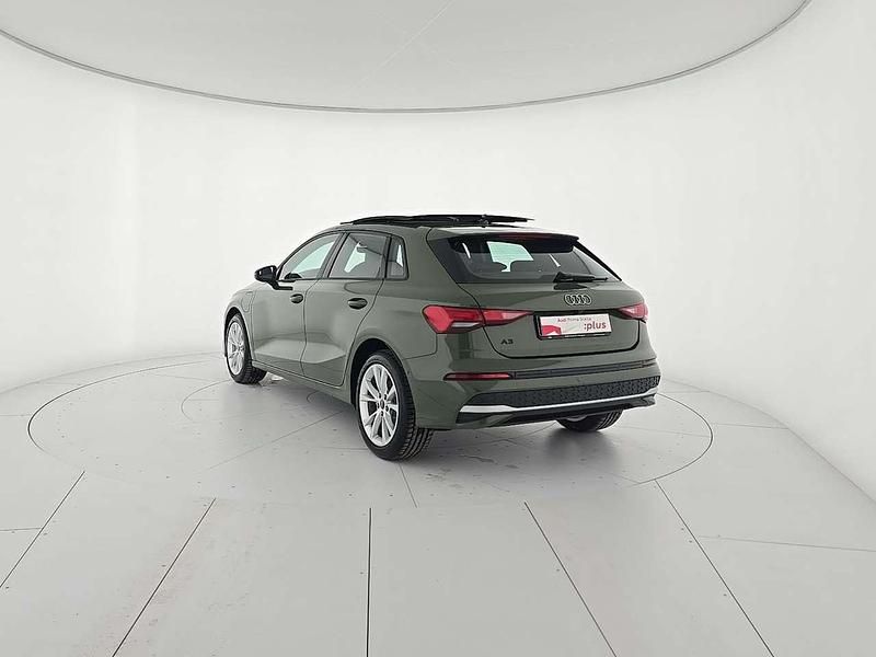Nuova Audi A3 Sportback Advanced 204 CV (150 kW) 2025 Verde Utilitaria