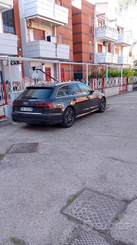 Usata Audi A6 Business Plus 190 CV (139 kW) 2015 Nero Station wagon