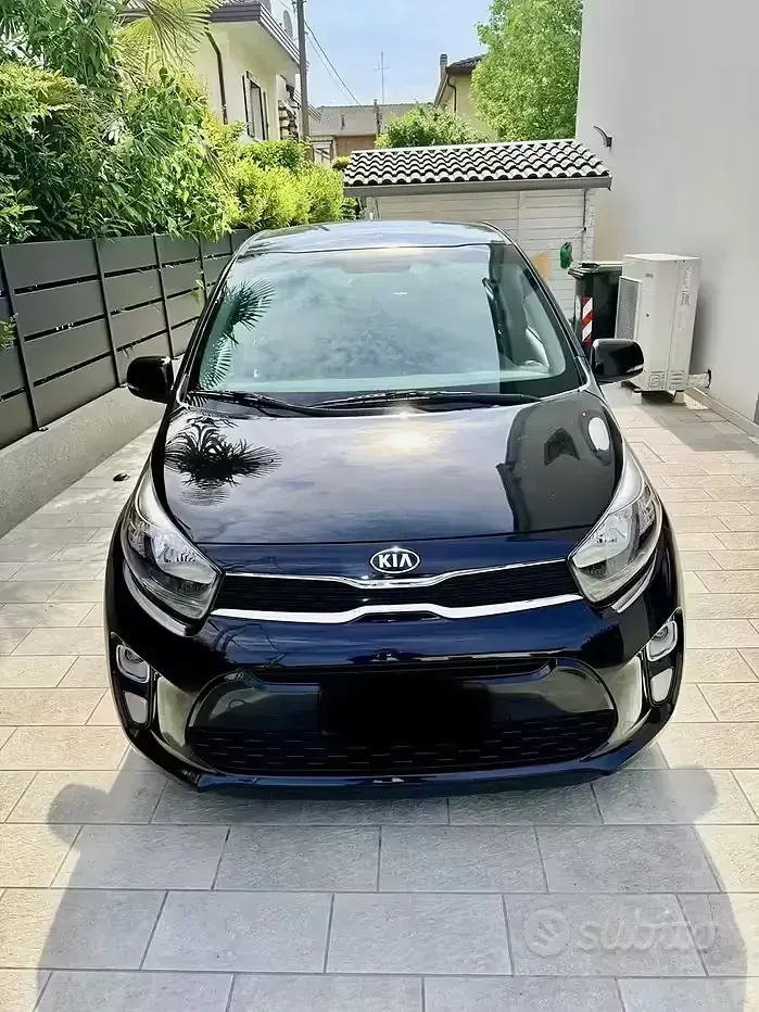 Gebraucht Kia Picanto 67 PS (49 kW) 2019 Schwarz Kleinwagen