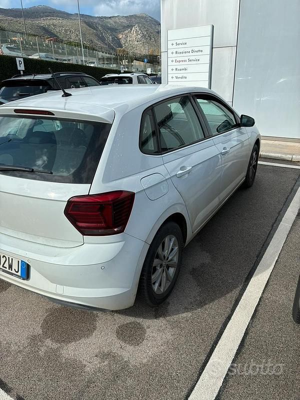 Usata VW Polo 105 CV (77 kW) 2019 Bianco Berlina