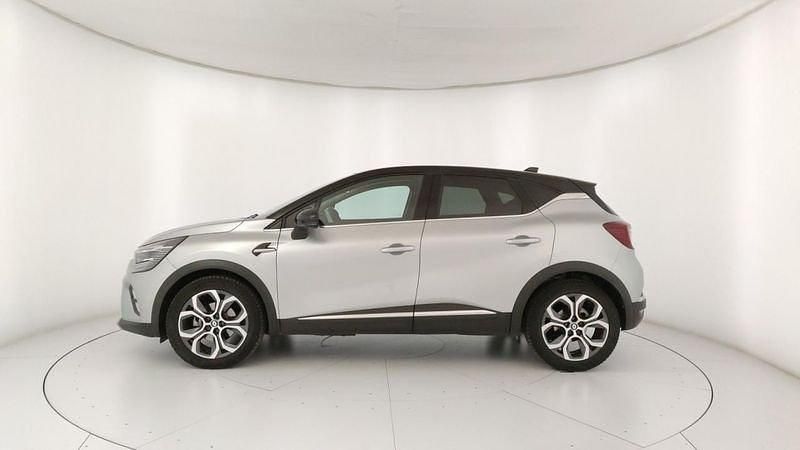 Usata Renault Captur Techno 145 CV (106 kW) 2023 Grigio SUV