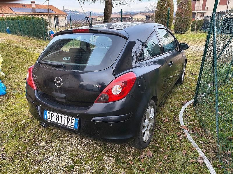 Occasion Opel Corsa 69 ch (50 kW) 2007 Noir Citadine