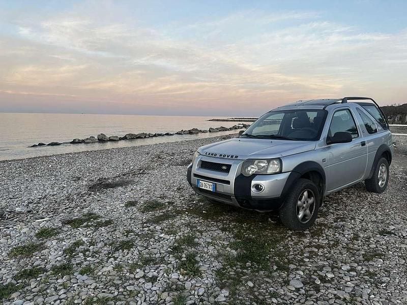 Usata Land Rover Freelander 2 111 CV (81 kW) 2006 Grigio SUV