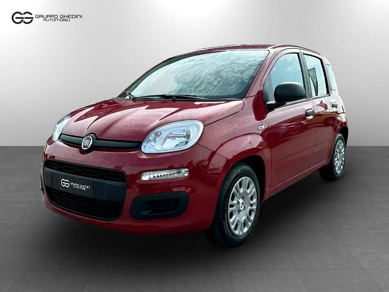Rosso passione pastello rosso passione pastello Nuova 2025 Fiat Panda Berlina | 13.290 € - Immagine 1/4
