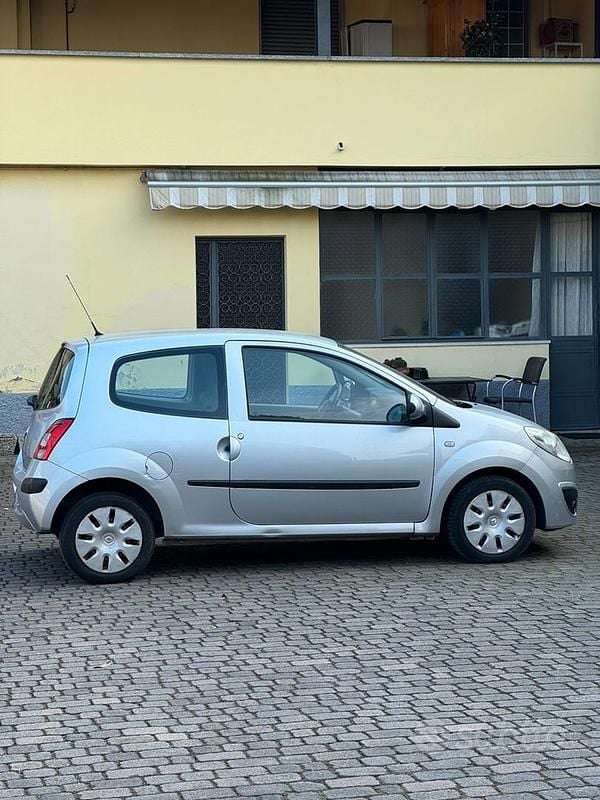 Usata Renault Twingo 58 CV (42 kW) 2008 Grigio Utilitaria